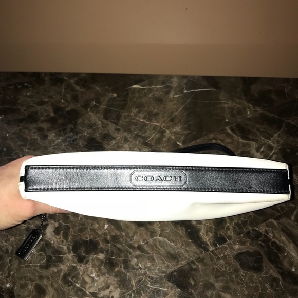 Authentic Coach bag - Picture 3 of 5